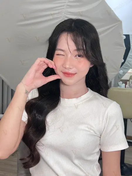 Trang điểm tự nhiên