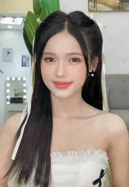 Makeup dự tiệc