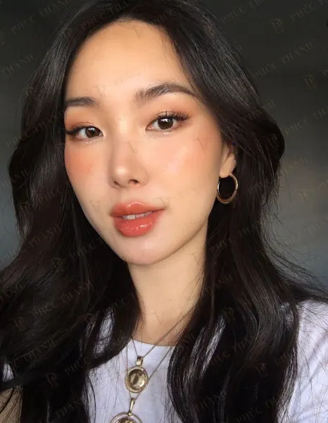 Makeup dự tiệc