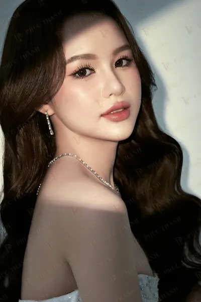 Makeup dự tiệc